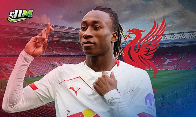 Từ cậu bé đá bóng chân trần đến mục tiêu thay thế Salah của Liverpool